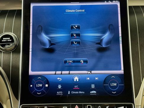 Used 2023 Mercedes-Benz GLC 300 w/ Exclusive Trim Package image 16
