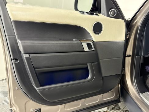 Used 2022 Land Rover Range Rover Sport HSE Dynamic image 17