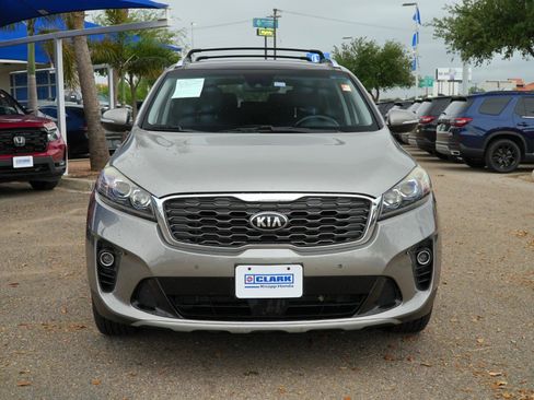 Used 2019 Kia Sorento EX w/ EX Touring Package image 2