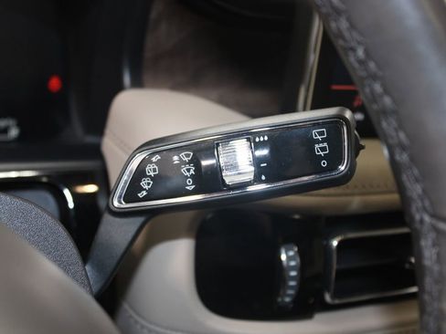 Used 2023 Lincoln Nautilus Reserve w/ Equipment Group 201A image 26