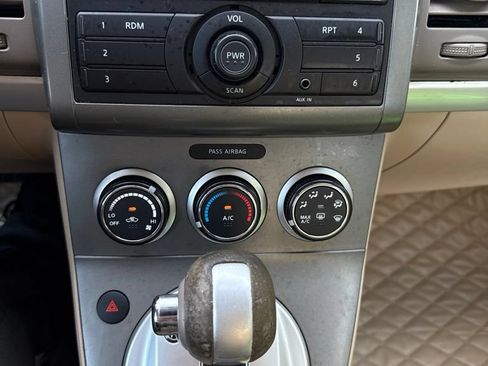 Used 2011 Nissan Sentra 2.0 FWD image 19