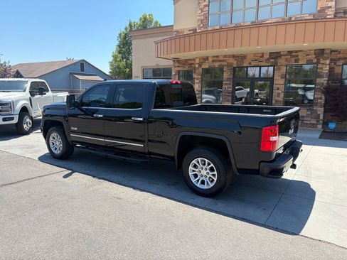 Used 2015 GMC Sierra 1500 SLT w/ All-Terrain Package AWD/4WD image 28