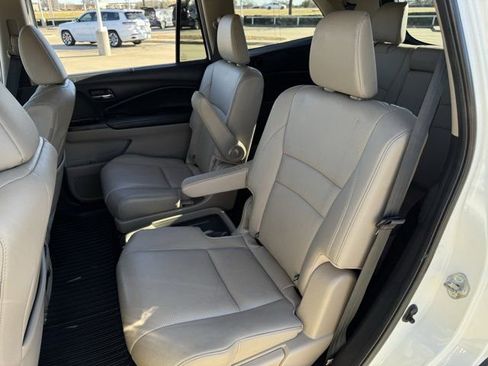 Used 2018 Honda Pilot Elite image 28