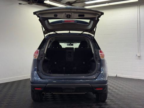 Used 2015 Nissan Rogue S image 33