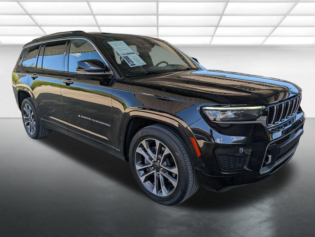 Used 2023 Jeep Grand Cherokee L Overland w/ Luxury Tech Group IV AWD/4WD image 1
