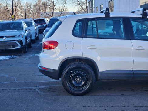 Used 2018 Volkswagen Tiguan Limited image 6