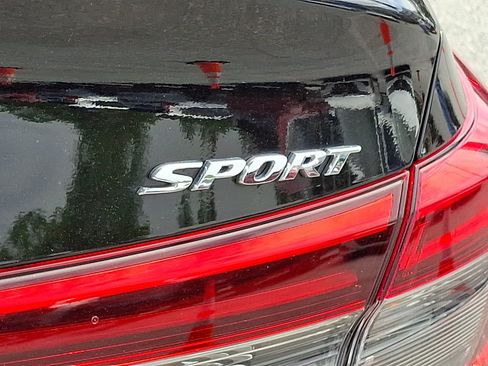 Certified 2024 Honda Civic Sport image 30