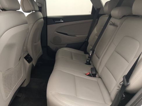 Used 2017 Hyundai Tucson Sport FWD image 18