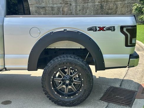 Used 2016 Ford F150 XLT AWD/4WD image 35