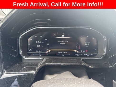 Used 2023 GMC Sierra 1500 SLT w/ SLT Premium Package AWD/4WD image 6