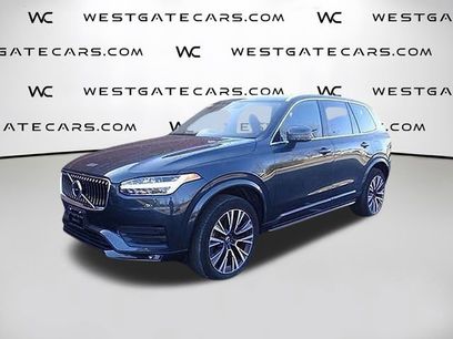Used 2022 Volvo XC90 T6 Momentum w/ Climate Package