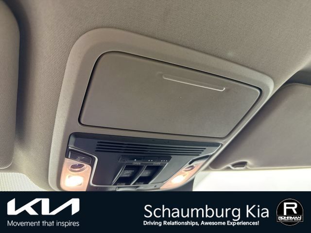 Used 2017 Honda Pilot Elite image 9