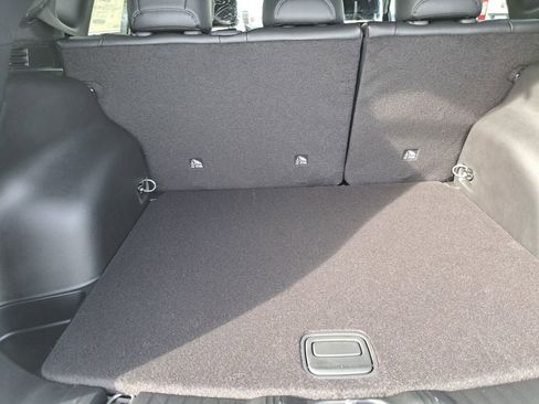 New 2026 Jeep Compass Latitude image 27