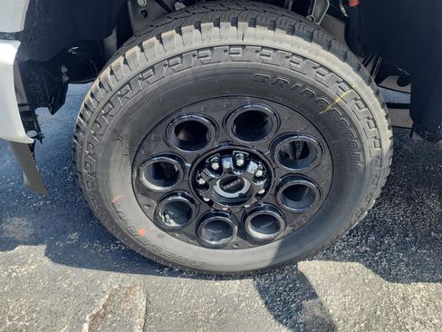 New 2025 Ford F350 Lariat w/ Lariat Ultimate Package image 9