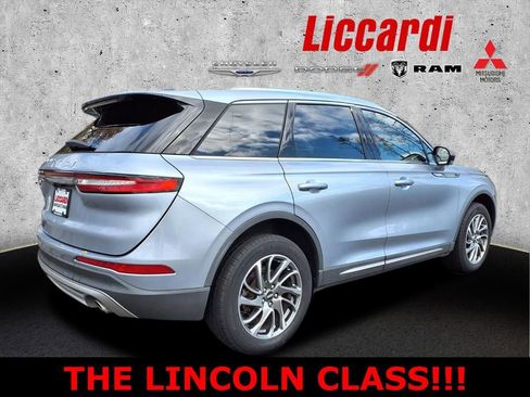 Used 2022 Lincoln Corsair AWD w/ Equipment Group 101A image 2