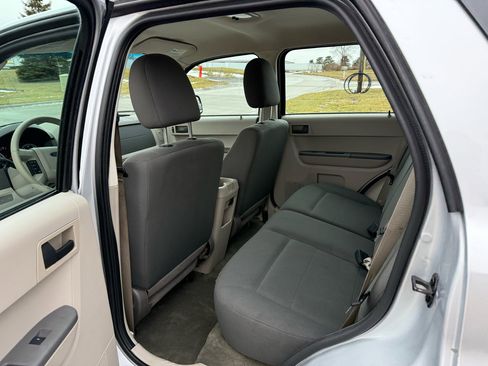Used 2012 Ford Escape XLS image 11