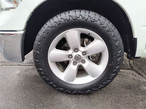 Used 2023 RAM 1500 Classic SLT image 10