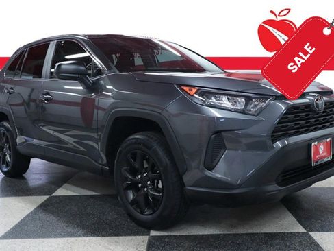 Used 2022 Toyota RAV4 LE FWD image 1