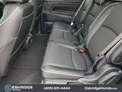 New 2026 Honda Odyssey Touring image 21