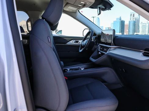 New 2026 Ford Explorer Active RWD image 16