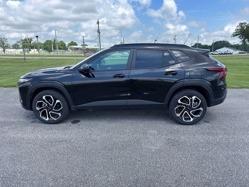 Used 2025 Chevrolet Trax RS w/ Driver Confidence Package FWD image 13