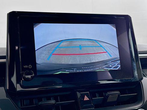 Used 2025 Toyota Corolla LE image 22