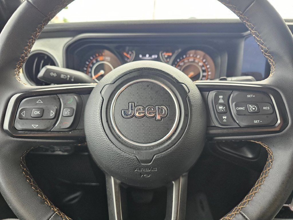 Used 2024 Jeep Wrangler Unlimited Sport AWD/4WD image 19