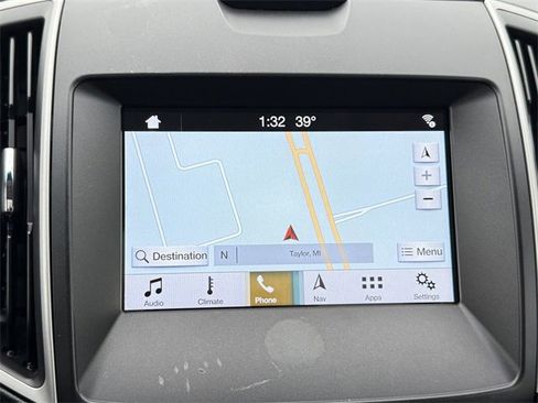 Used 2016 Ford Edge SEL w/ Equipment Group 201A image 15