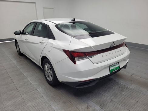 Used 2021 Hyundai Elantra SE image 5