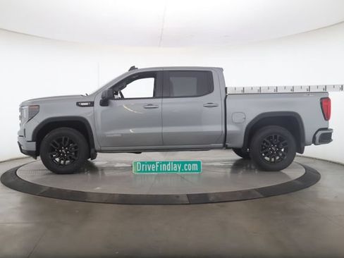 Used 2025 GMC Sierra 1500 Elevation w/ Preferred Package AWD/4WD image 9