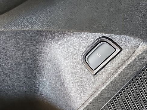 New 2025 Chevrolet Blazer EV LT image 26