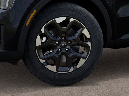 New 2026 Kia Sorento S w/ S Panoramic Sunroof Package image 9