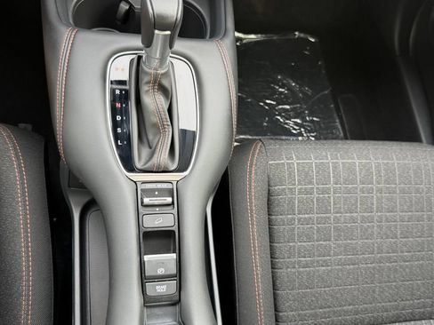 Used 2026 Honda HR-V Sport image 25