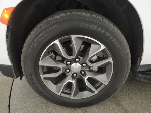 Used 2023 Chevrolet Tahoe LT w/ Luxury Package image 4