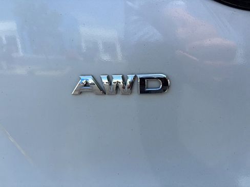 Used 2016 Nissan Murano S w/ Navigation Package AWD/4WD image 4