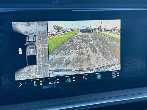 Used 2022 GMC Sierra 1500 Denali AWD/4WD image 14