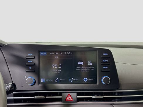 Certified 2025 Hyundai Elantra Sport w/ Cargo Package image 14