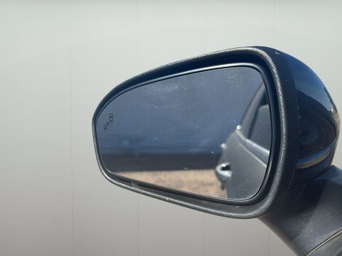 Used 2019 Ford Fusion SE FWD image 29