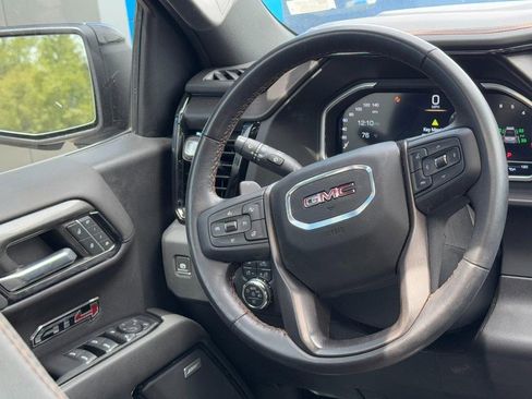 Used 2022 GMC Sierra 1500 AT4 w/ AT4 Preferred Package AWD/4WD image 12