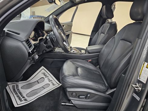 Used 2018 Audi Q7 3.0T Premium Plus w/ Premium Plus Package image 19