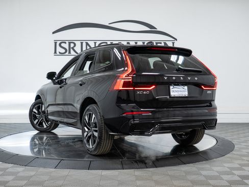 New 2026 Volvo XC60 B5 Core w/ Climate Package image 28