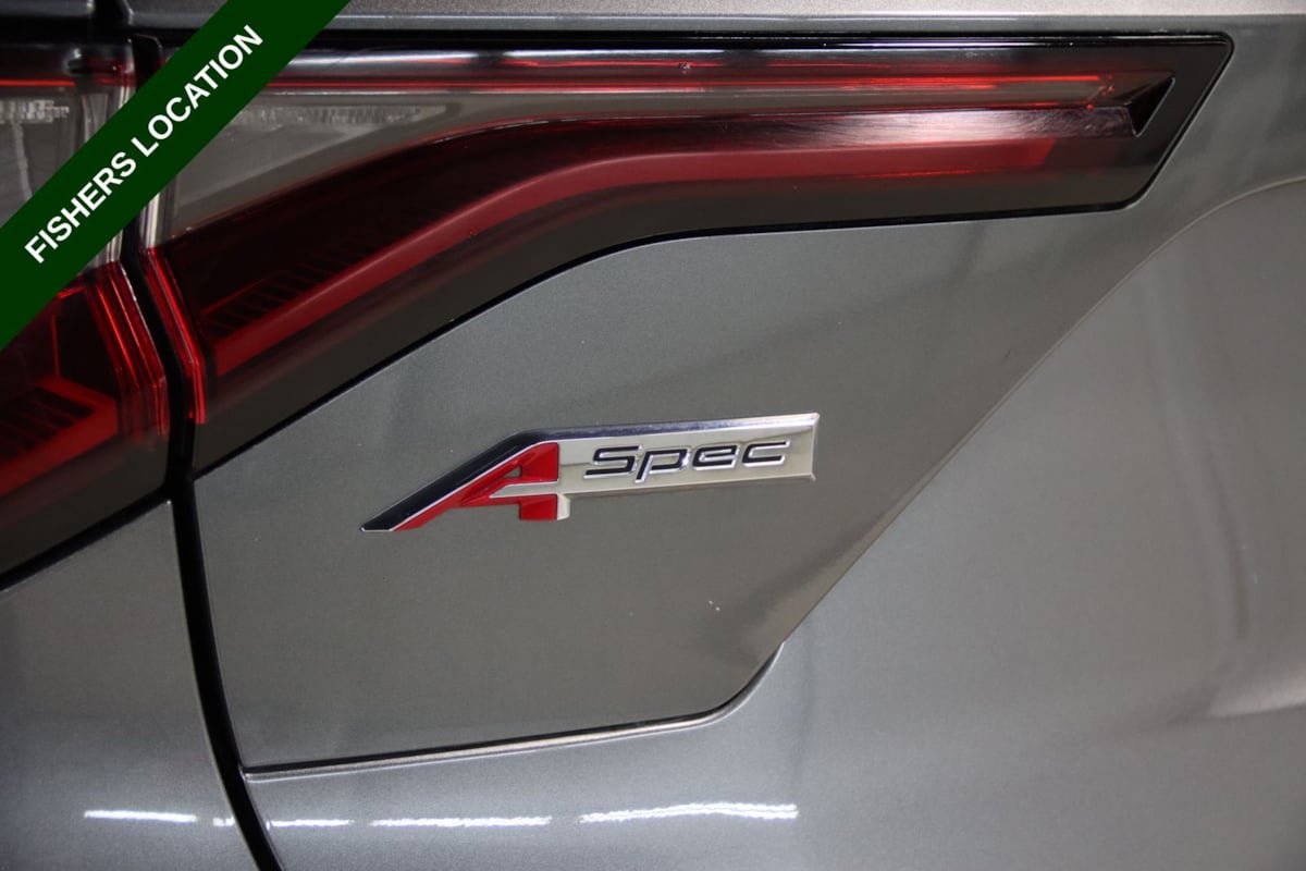 Used 2023 Acura MDX A-Spec AWD/4WD image 11
