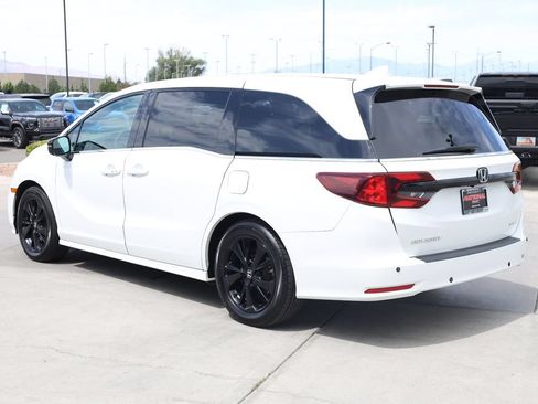 Used 2023 Honda Odyssey Sport image 4