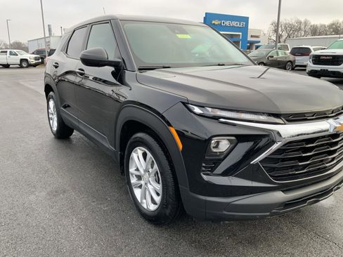 Used 2024 Chevrolet TrailBlazer LS w/ LS Convenience Package image 12