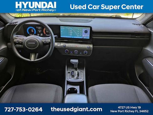 Certified 2025 Hyundai Kona SE FWD image 16