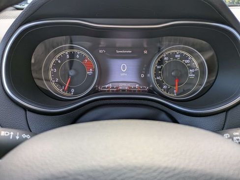 Used 2019 Jeep Cherokee Limited w/ Luxury Group AWD/4WD image 27