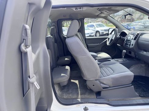 Used 2018 Nissan Frontier S RWD image 17