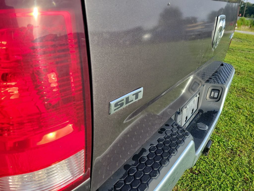 Used 2021 RAM 1500 Classic SLT AWD/4WD image 7
