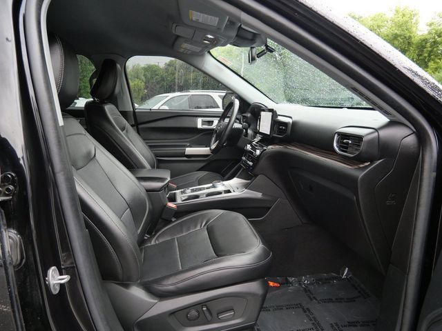 Used 2023 Ford Explorer Limited AWD/4WD image 8