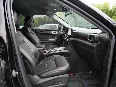 Used 2023 Ford Explorer Limited AWD/4WD image 8
